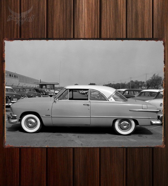 Металлическая табличка Ford Crestline Victoria Hardtop 275 Металлическая табличка Ford Crestline Victoria Hardtop 275
